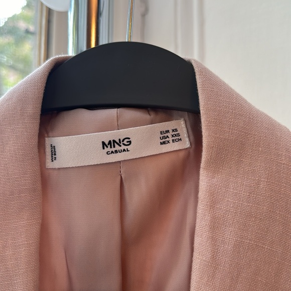 100% Linen Pink Mango Blazer - Picture 2 of 3